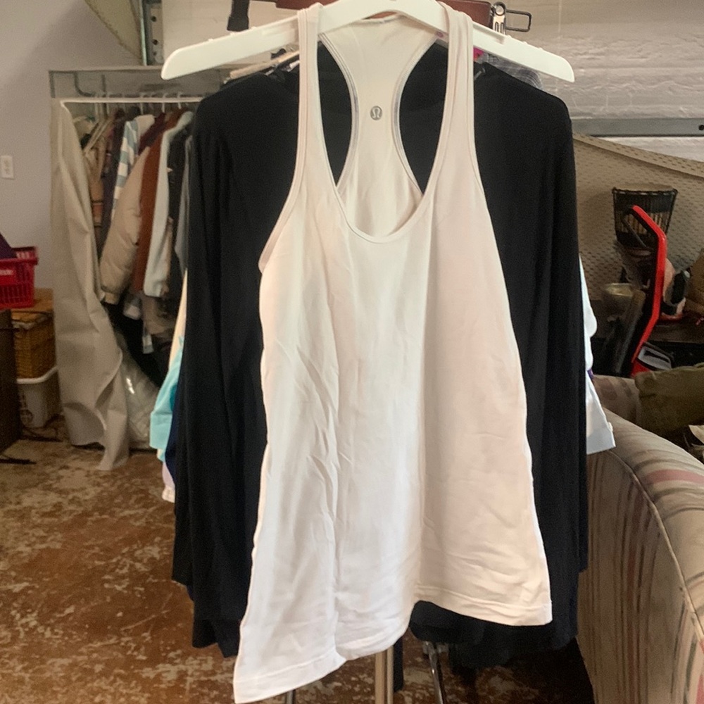 Lululemon tank
